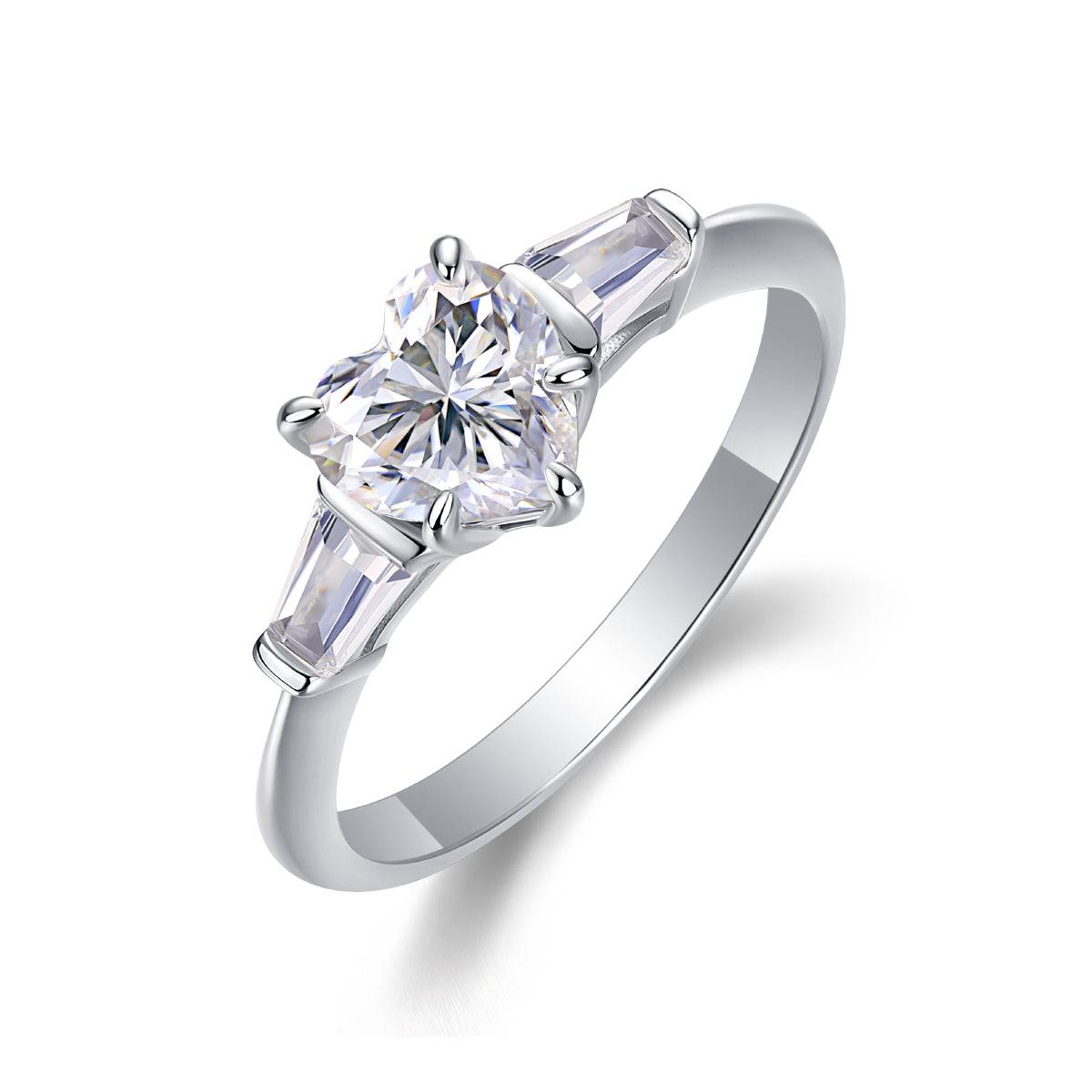 S925 Silver Heart Moissanite Ring Elegant Design