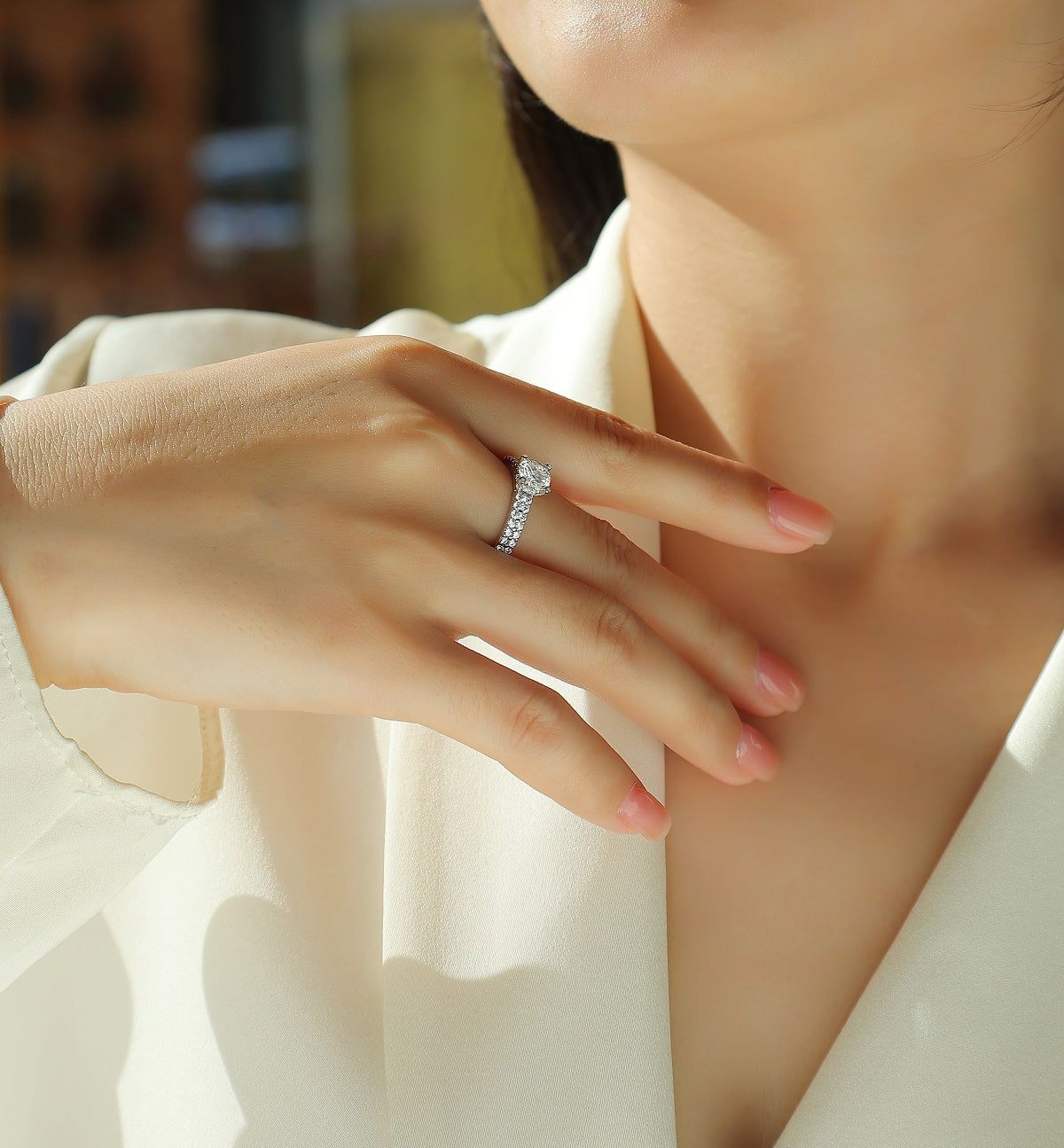 Moissanite Ring in S925 Sterling Silver 1 Carat