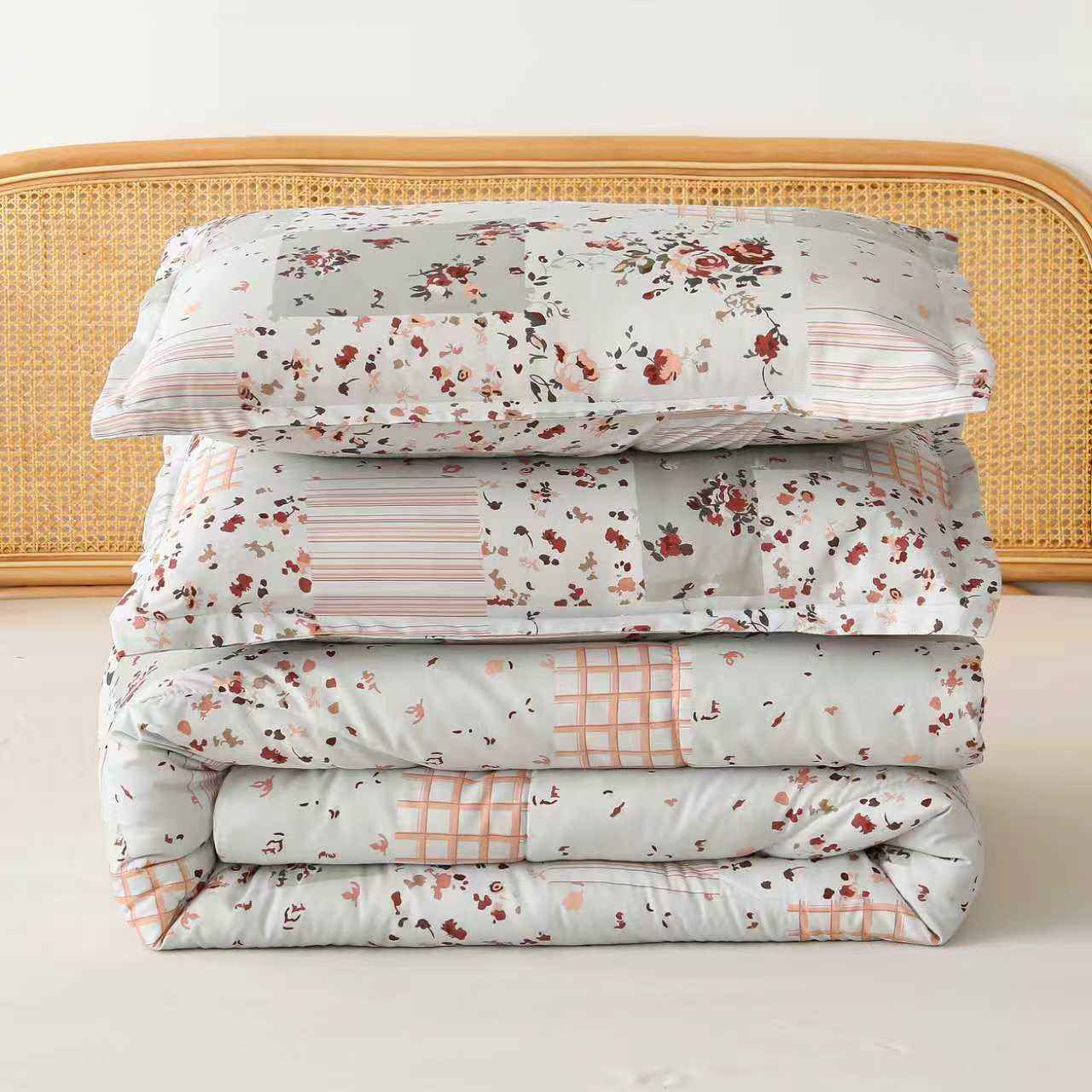 QianXia Comforter Set with Pillowcases