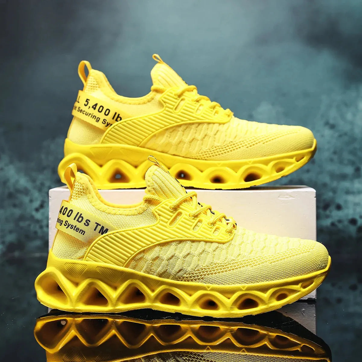 Women’s Lightweight Shoes Mesh Flat With Blade Style Sole