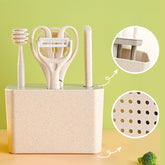 7 Piece Kitchen Utensil Set in Wheat Straw