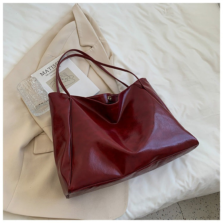 Women Fashionable Soft Leather Shoulder Handbag