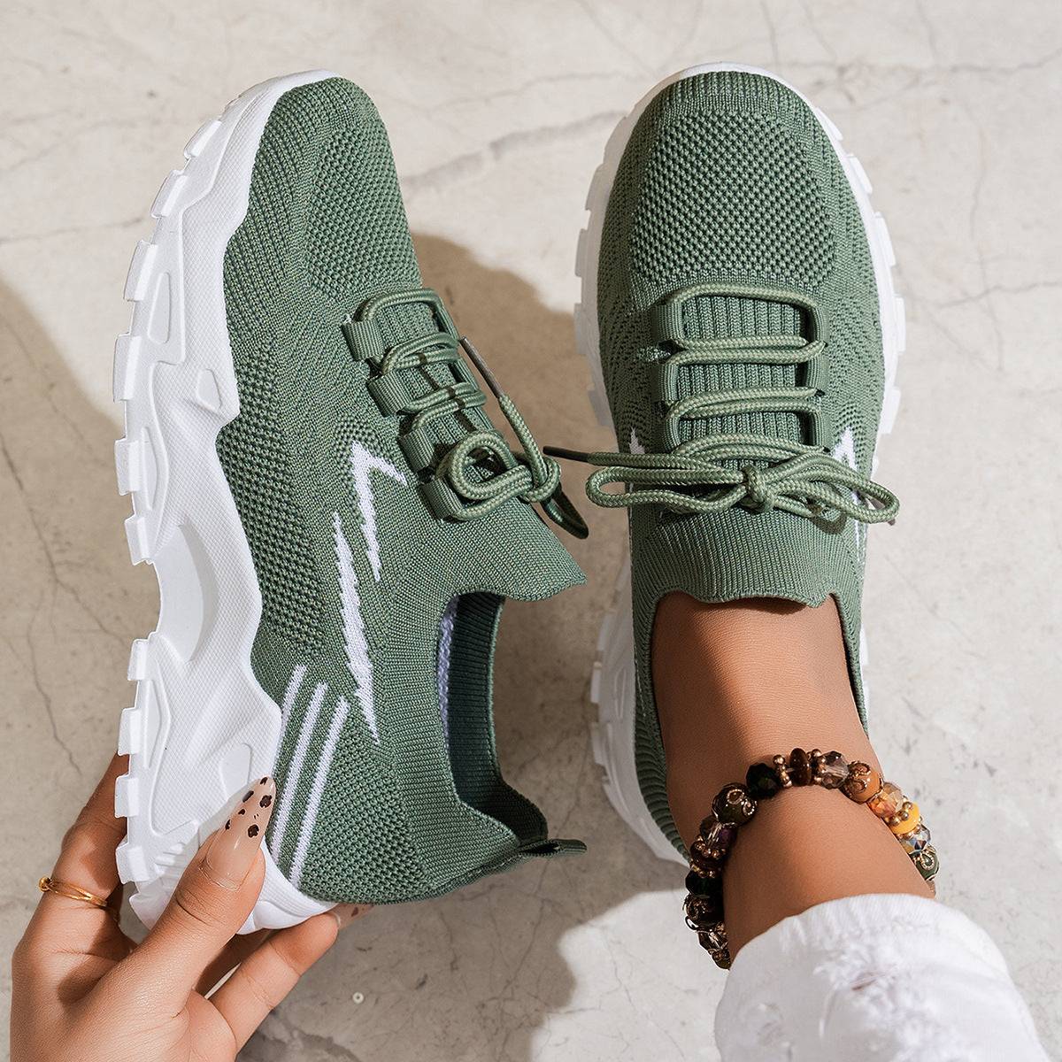 Women’s Mesh Lace Up Sneaker Lightweight Low Heel