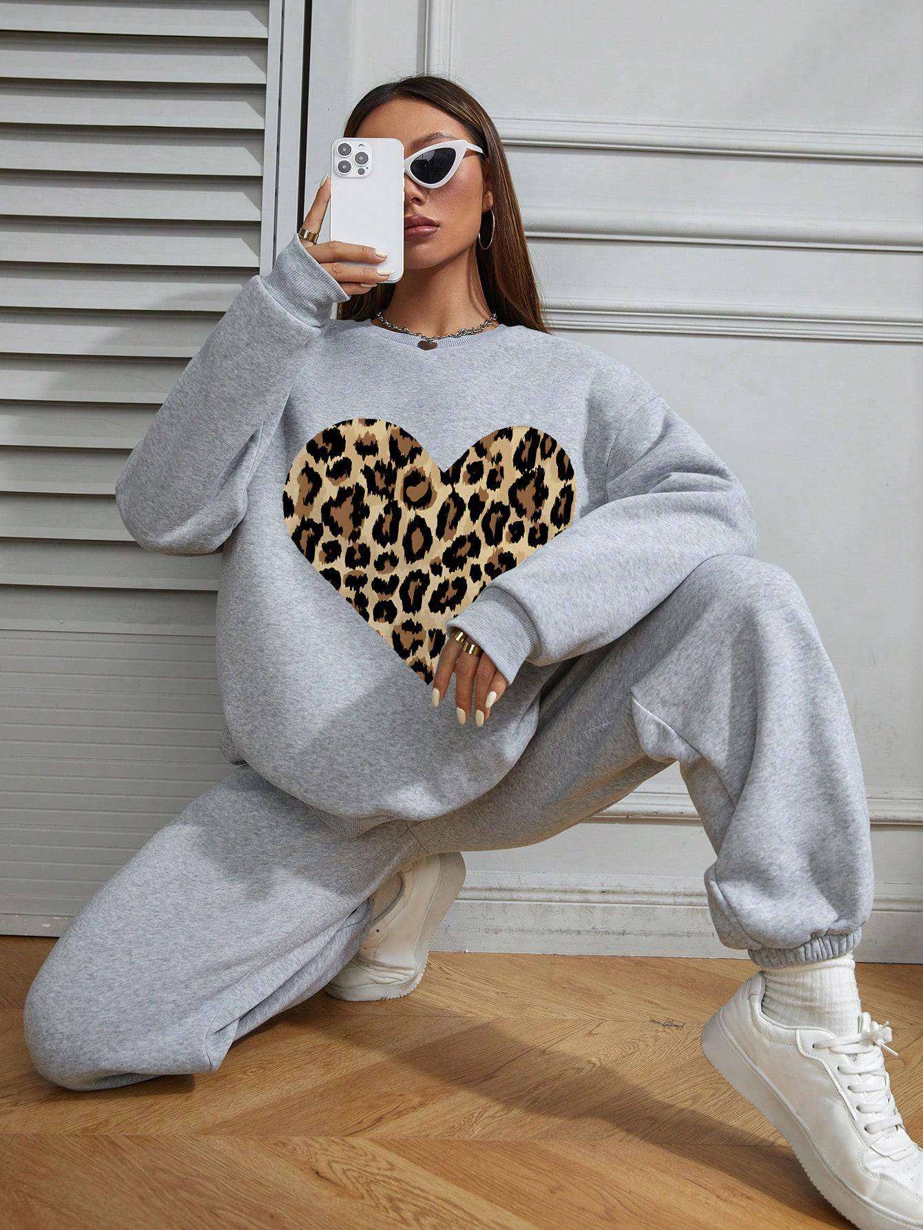 Women Sweatshirts Long Sleeve with Pockets Solid Fit