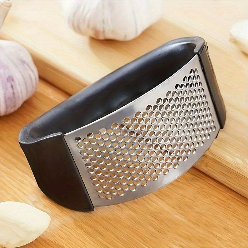Stainless Steel Garlic Press Rocker Durable Manual Crusher with Ergonomic Handle Easy-to-Use Kitchen Tool for Garlic, Fruits & Meat, No Electricity Needed