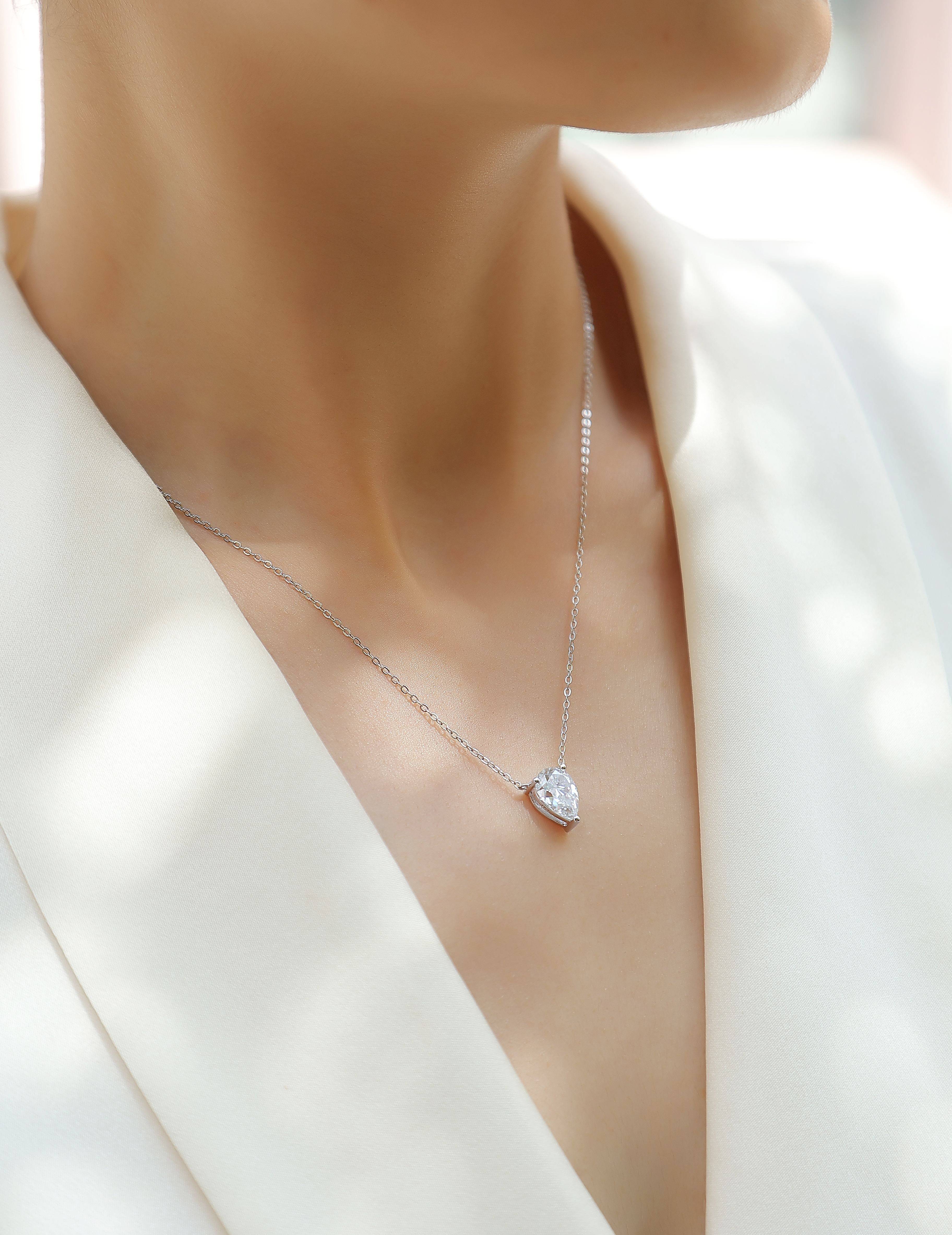 Moissanite Pendant Necklace in S925 Sterling Silver