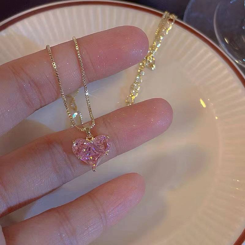 Women's 3-Piece Pink Heart Jewelry Set, Y2K-Inspired Earrings and Necklace with Sparkling Bling Design, Perfect for Parties and Daily Wear