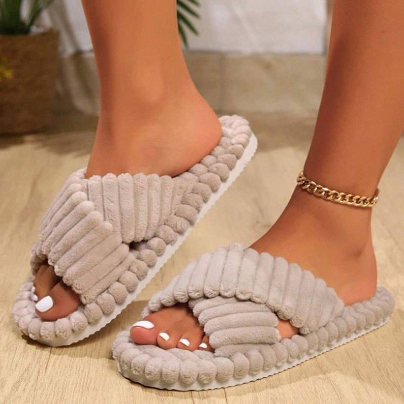 Women’s Home Slippers Corduroy-Belt Indoor Slippers with Soft Sole & Faux Fur Comfortable Four-Season Design with Fashionable Touch