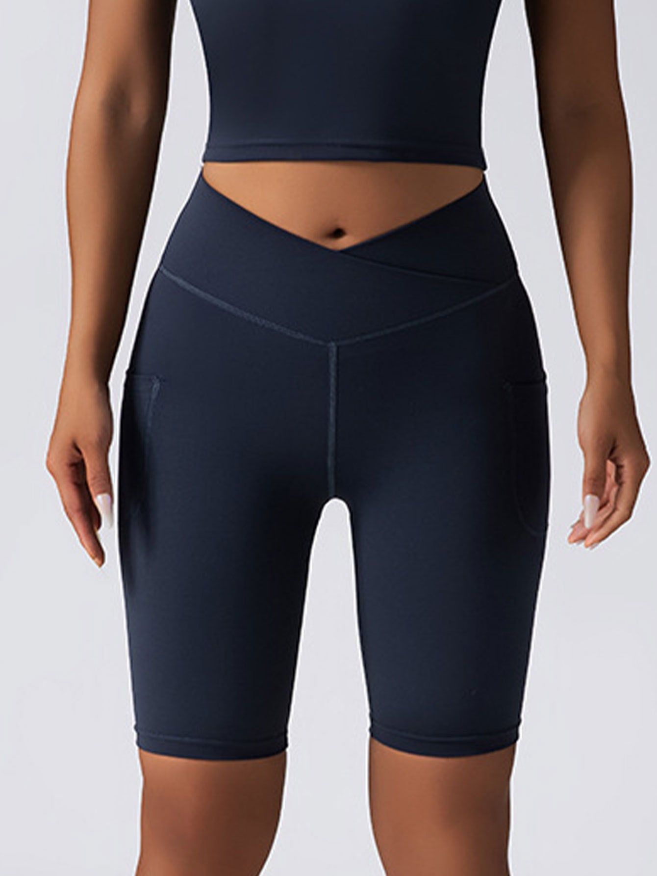 High Waist Seamless Biker Shorts With Pockets Scrunch Fit
