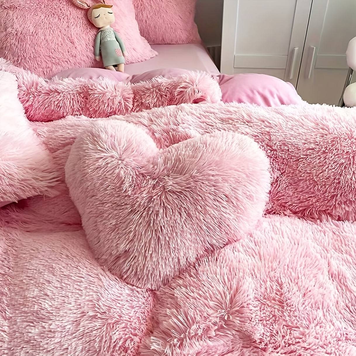 3/4-Piece Faux Down Comforter Set with Velvet Duvet Cover, Pillowcases and Heart Pillow, Ultra Soft All-Season Plush Bedding for Twin/Queen/King