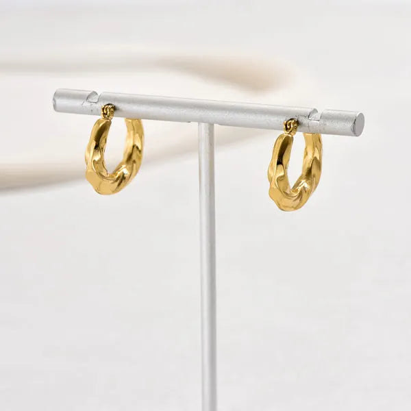 Lightweight Copper Earrings With Zircon Elegant Design