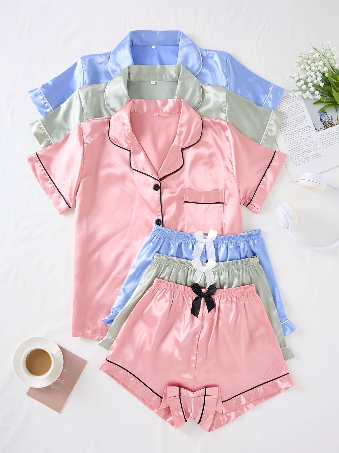 3-Piece Women's Satin Pajama Set – Short-Sleeve Lapel Top with Elastic Waist Shorts, Comfortable Loungewear for Home & Sleep