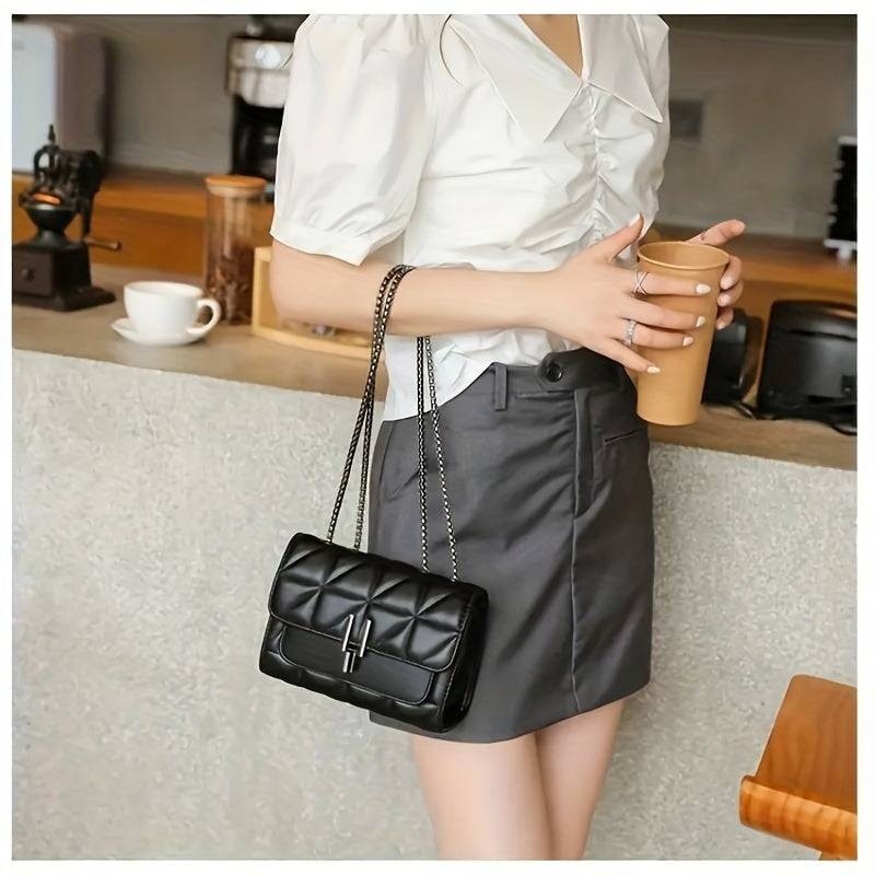 Small Black Belt Bag with Chain Strap – Scottish Pattern, Lock Closure, Faux Leather, Light Luxury Style