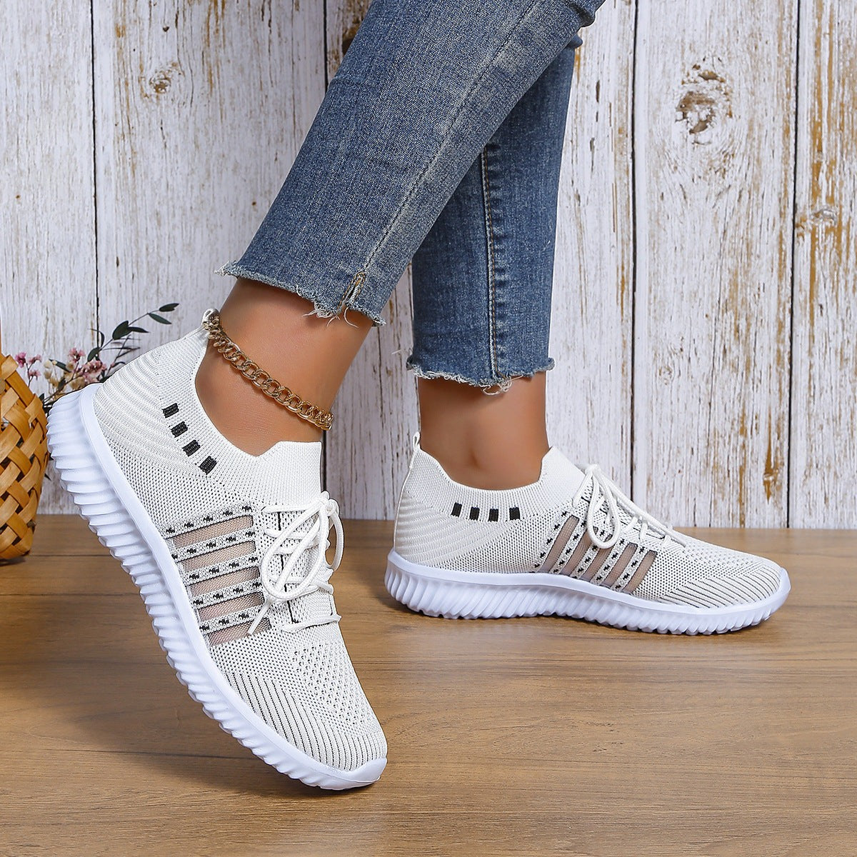 Womens Breathable Mesh Lace Up Running Walking Sneakers