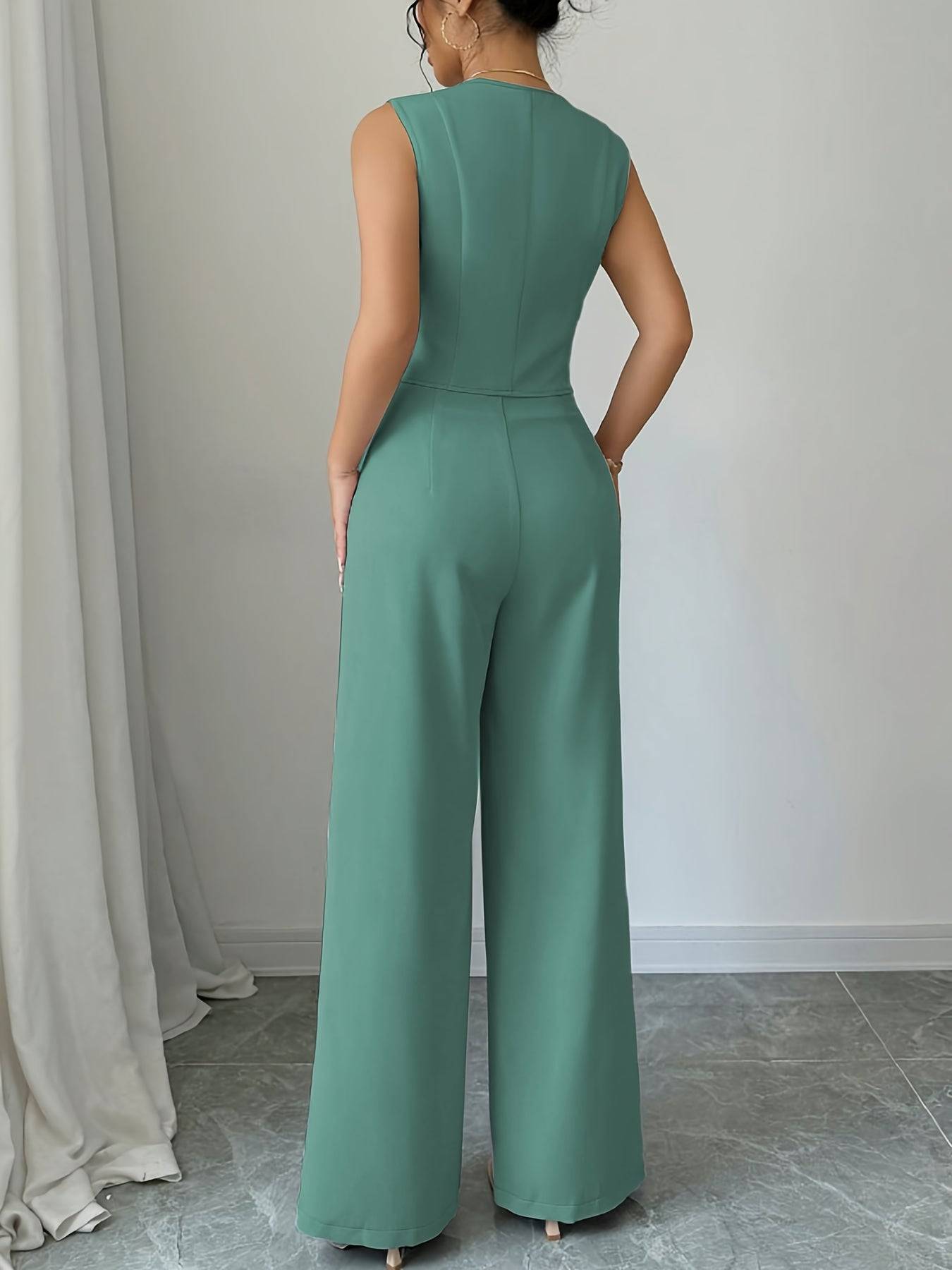 Back view of Women's 2-Piece Summer Set with fitted vest and wide-leg pants, showcasing a sleek silhouette and comfortable summer fashion design.