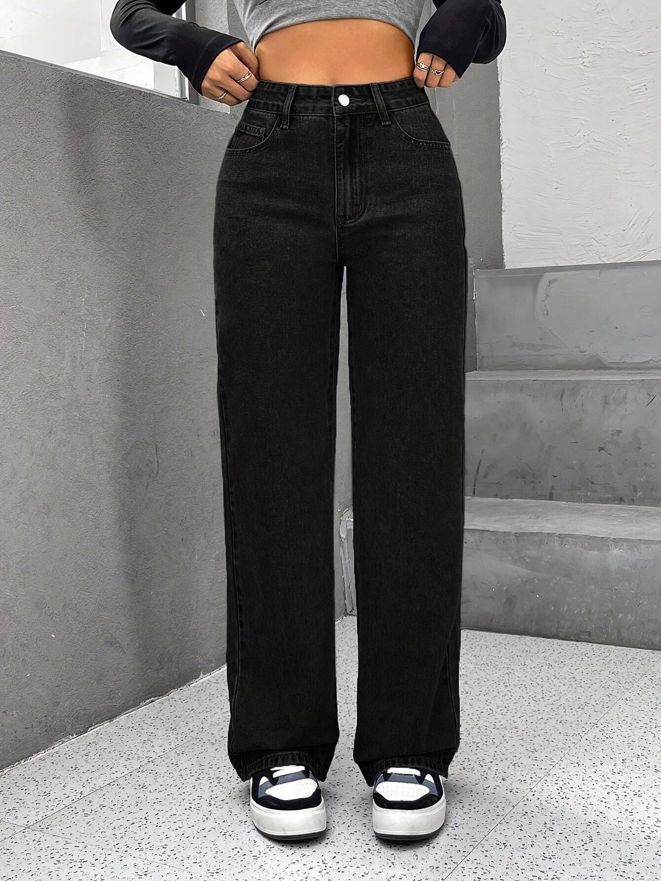 Plus Size Women’s Wide-Leg Black Jeans High-Waisted Stretch Denim with Slash Pockets