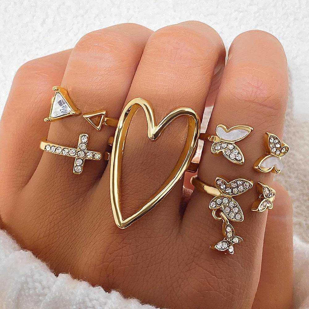 5-Piece Golden Retro Ring Set Minimalist Butterfly & Heart Design with Rhinestones for Daily & Special Occasions