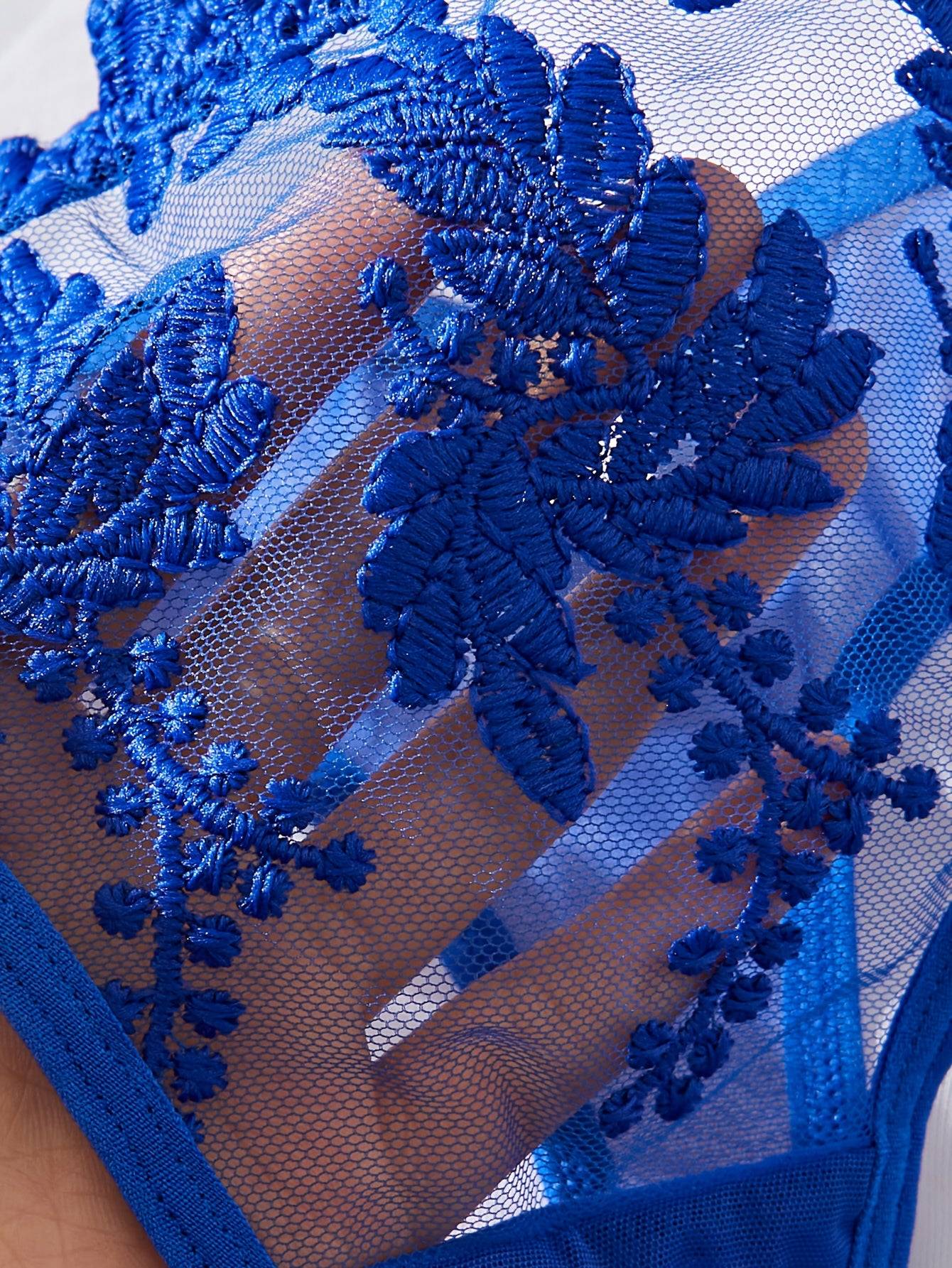 2pcs Women’s Embroidered Lingerie Set, Blue Rice Spike Single-Layer Underwire Bra and Panty Outfit
