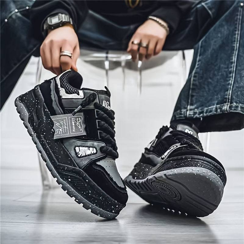 Unisex Retro Skateboard Sneakers Black & Gray Low-Top Lace-Up with Cushioned Rubber Sole, Breathable Mesh & PU Upper for Casual & All-Season Wear