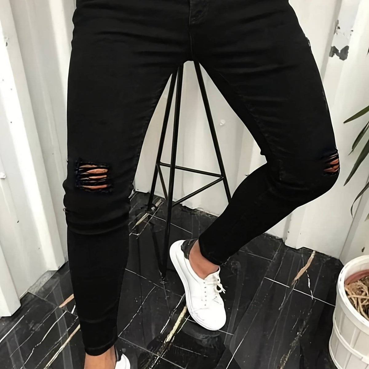 Men’s Stretch Skinny Ripped Jeans – Mid-Rise Distressed Solid Color Denim Pants with Multi-Pocket Workwear Design for Everyday Wear