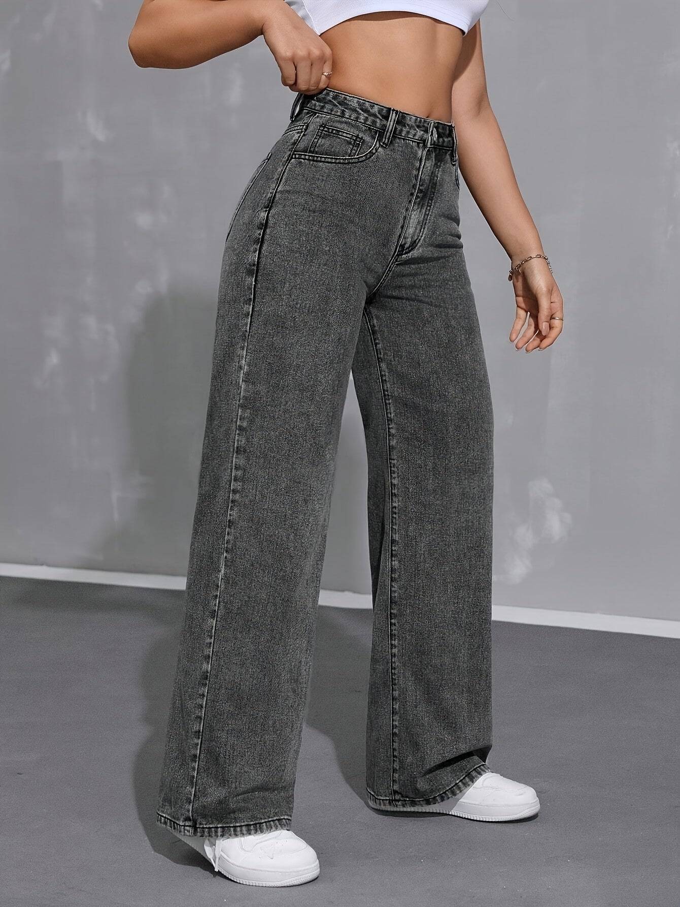 Plus Size Wide-Leg Jeans for Women High Waist Stretch Fit in Black or Grey Loose & Casual Style