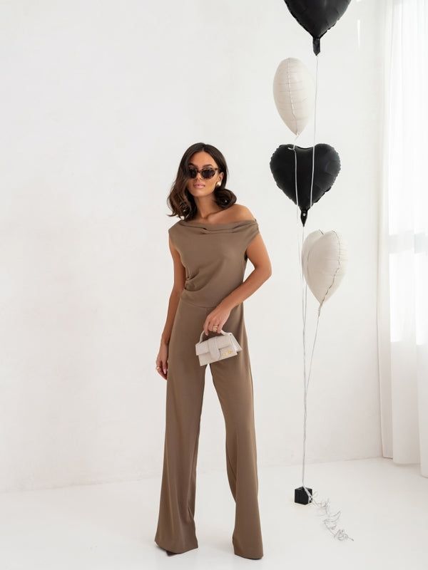 Women Jumpsuit with Falling Straps and Zipper
