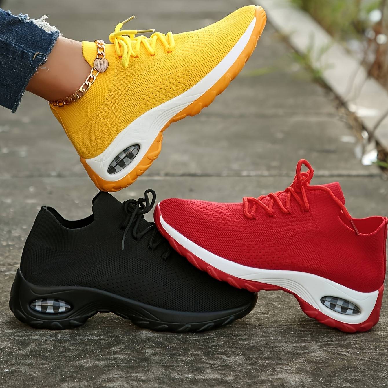 Unisex casual sports sneakers, flat bottom with non-slip sole, round toe mesh design for student running use