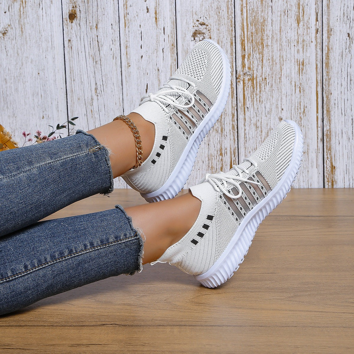Womens Breathable Mesh Lace Up Running Walking Sneakers