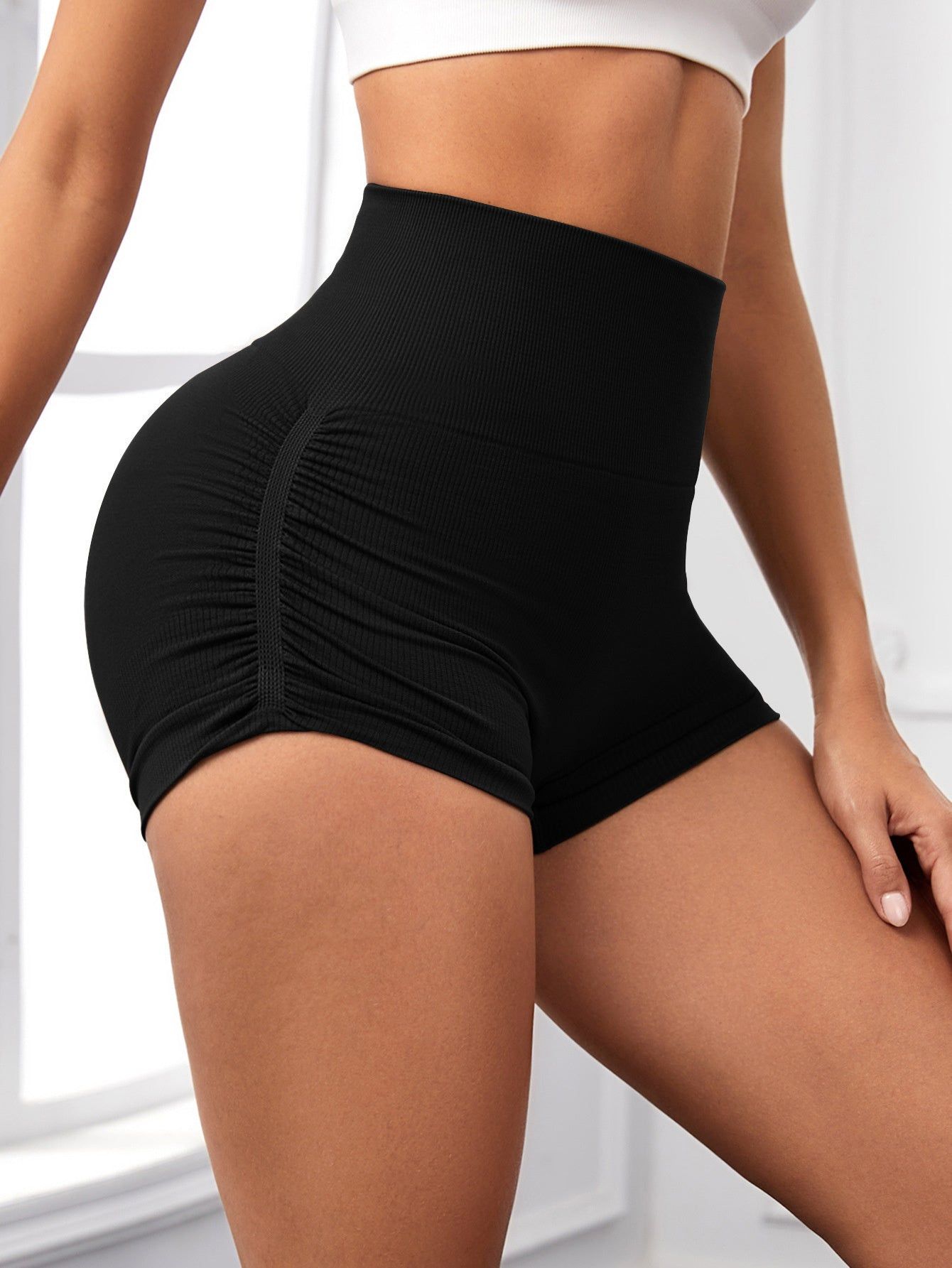 Women’s Workout Shorts High Waist Seamless Biker Shorts Scrunch Butt Lift Design for Gym and Fitness