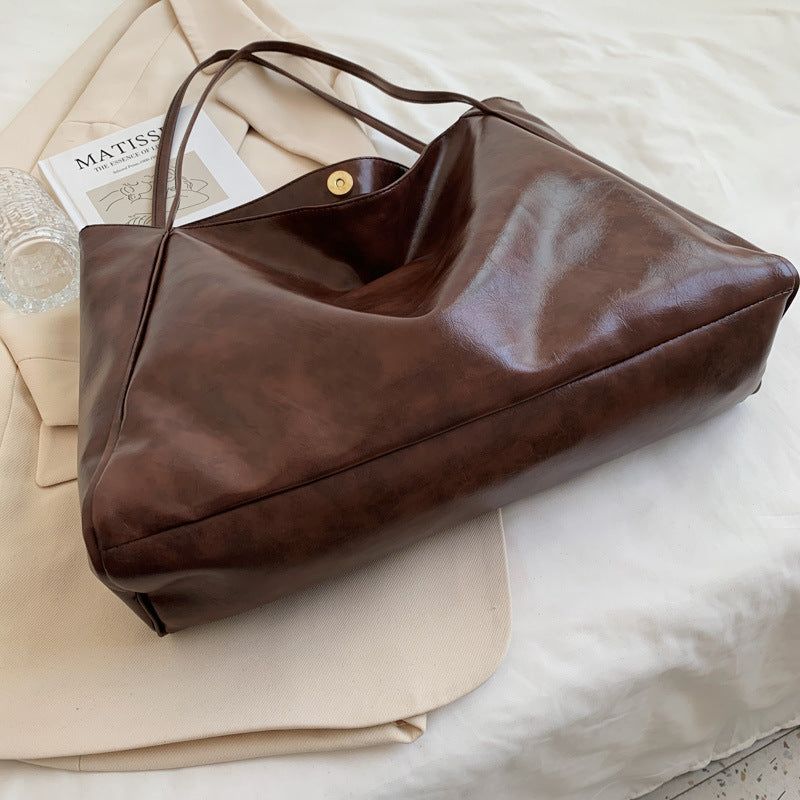 Women Fashionable Soft Leather Shoulder Handbag
