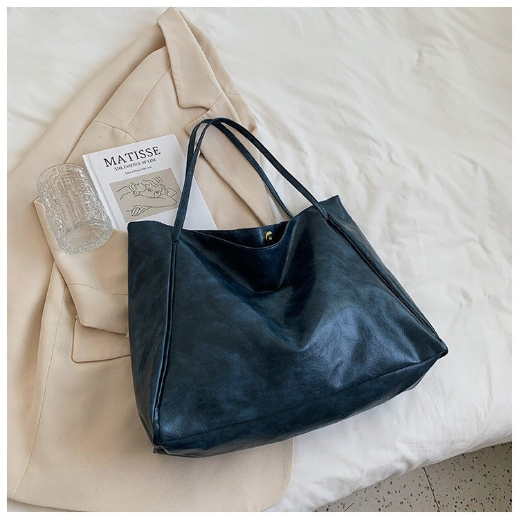 Women Fashionable Soft Leather Shoulder Handbag