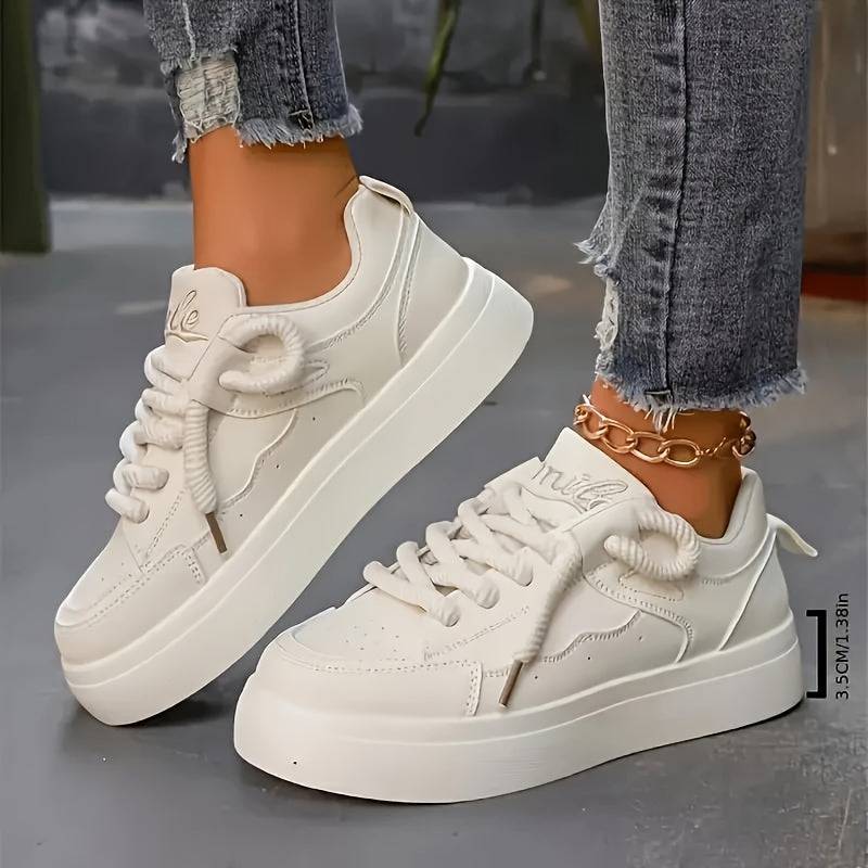 Women’s White Lace-Up Low-Top Sneakers – Thick Sole, Breathable Comfort, Fashion Casual Style