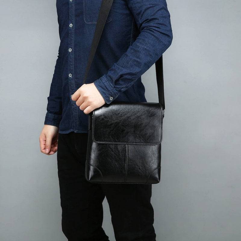 Men’s Black Water-Resistant Crossbody Bag Adjustable Strap, Scratch-Resistant, Multiple Compartments for Office, Commute & Travel