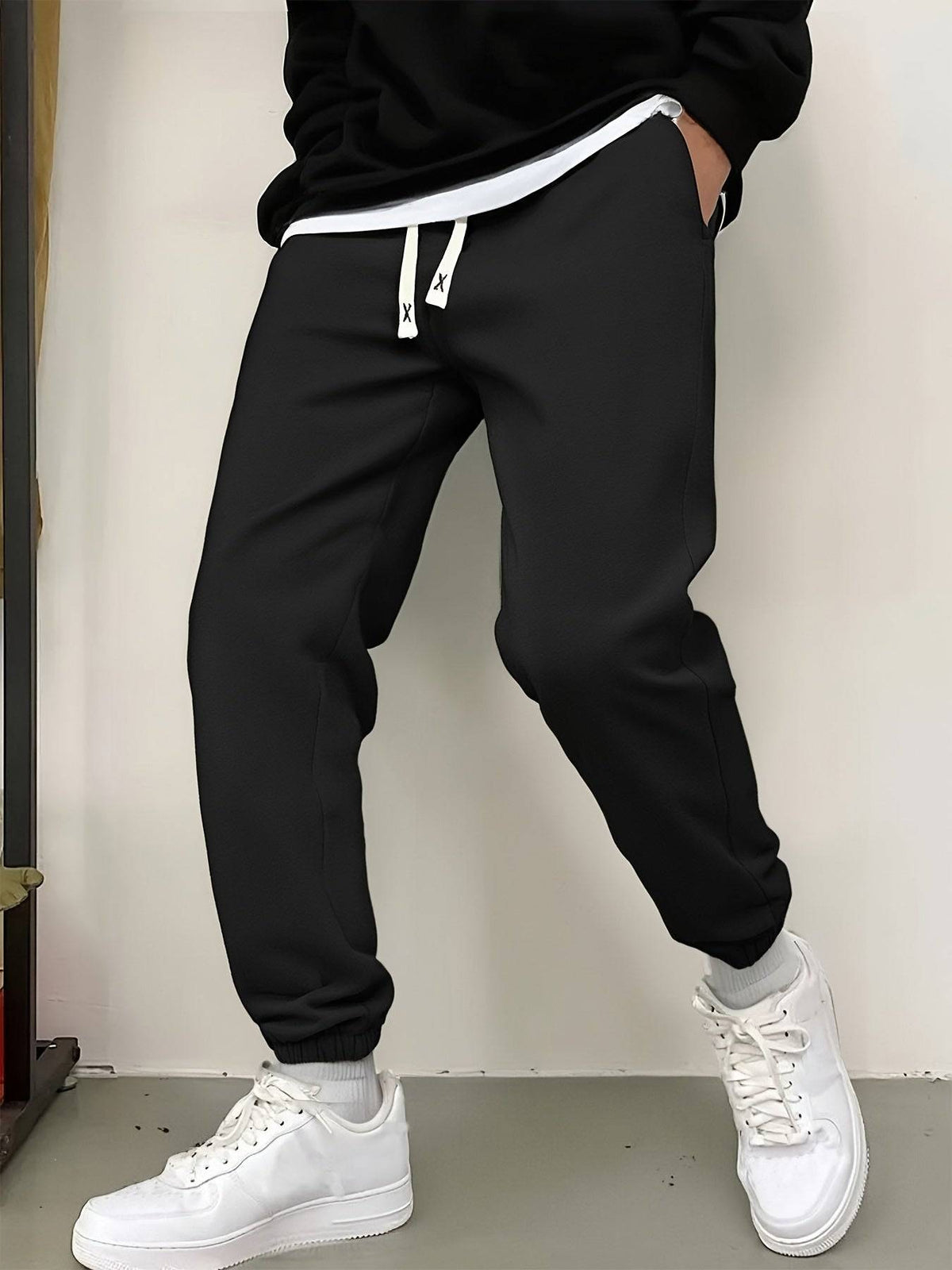 5-Pack Men’s Casual Jogger Pants – Elastic Waist with Drawstring, Multi-Pocket, Breathable Fabric for Gym, Running & Lounge