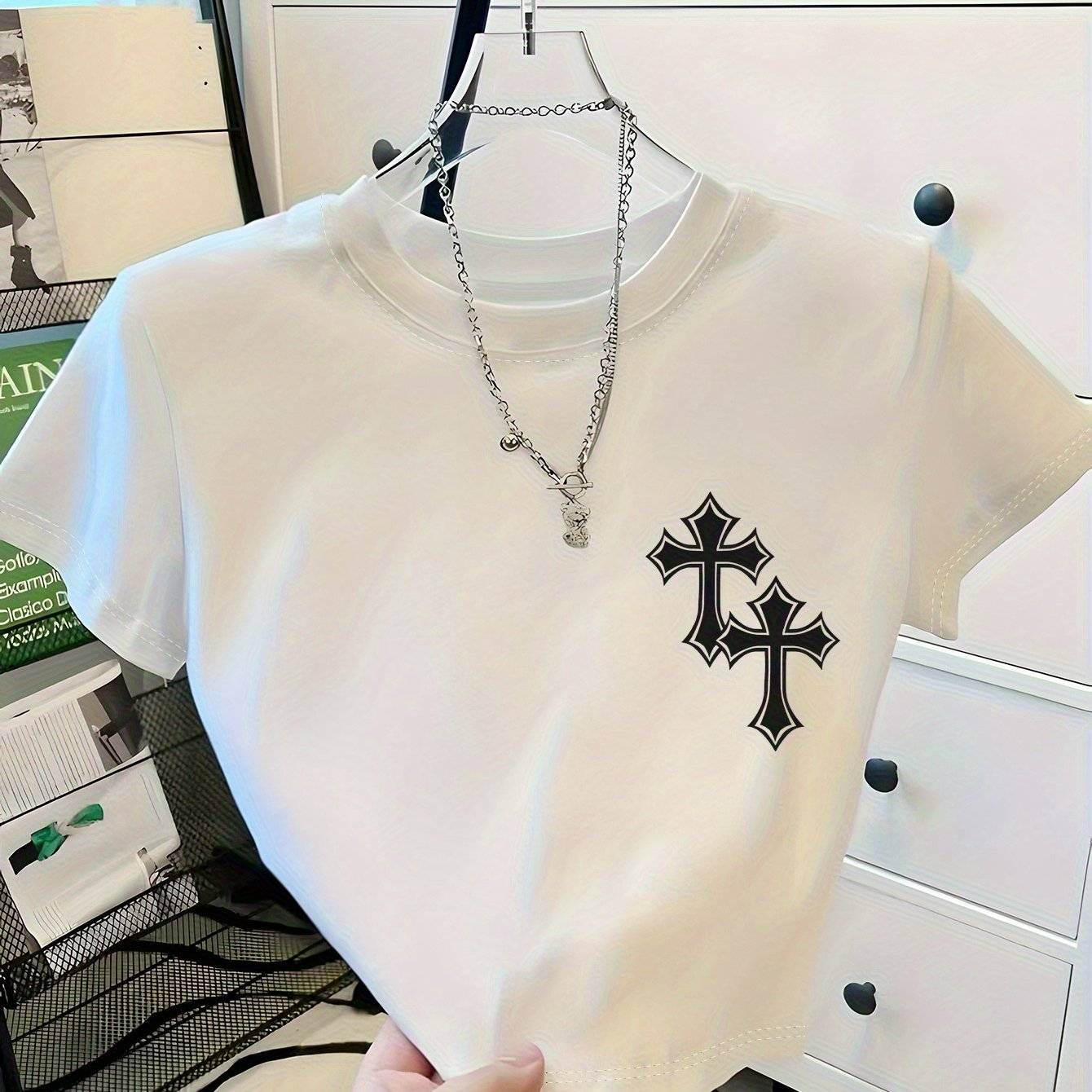 Women’s Y2K Oversized T-Shirt – Golden Letter Print, Short Sleeve Round Neck Casual & Party Top, Relaxed Fit for Layered Outfits