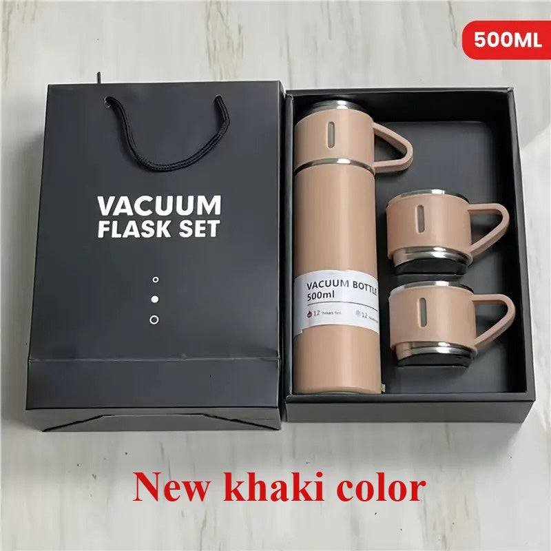 Khaki insulated stainless steel bottle set with 500ml flask and 3 cups in a black gift box, labeled as new color, perfect for gifting or daily use.