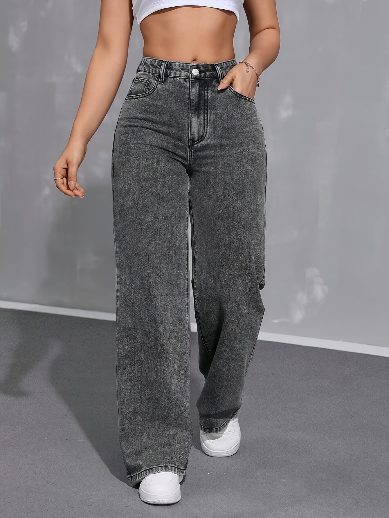 Plus Size Wide-Leg Jeans for Women High Waist Stretch Fit in Black or Grey Loose & Casual Style