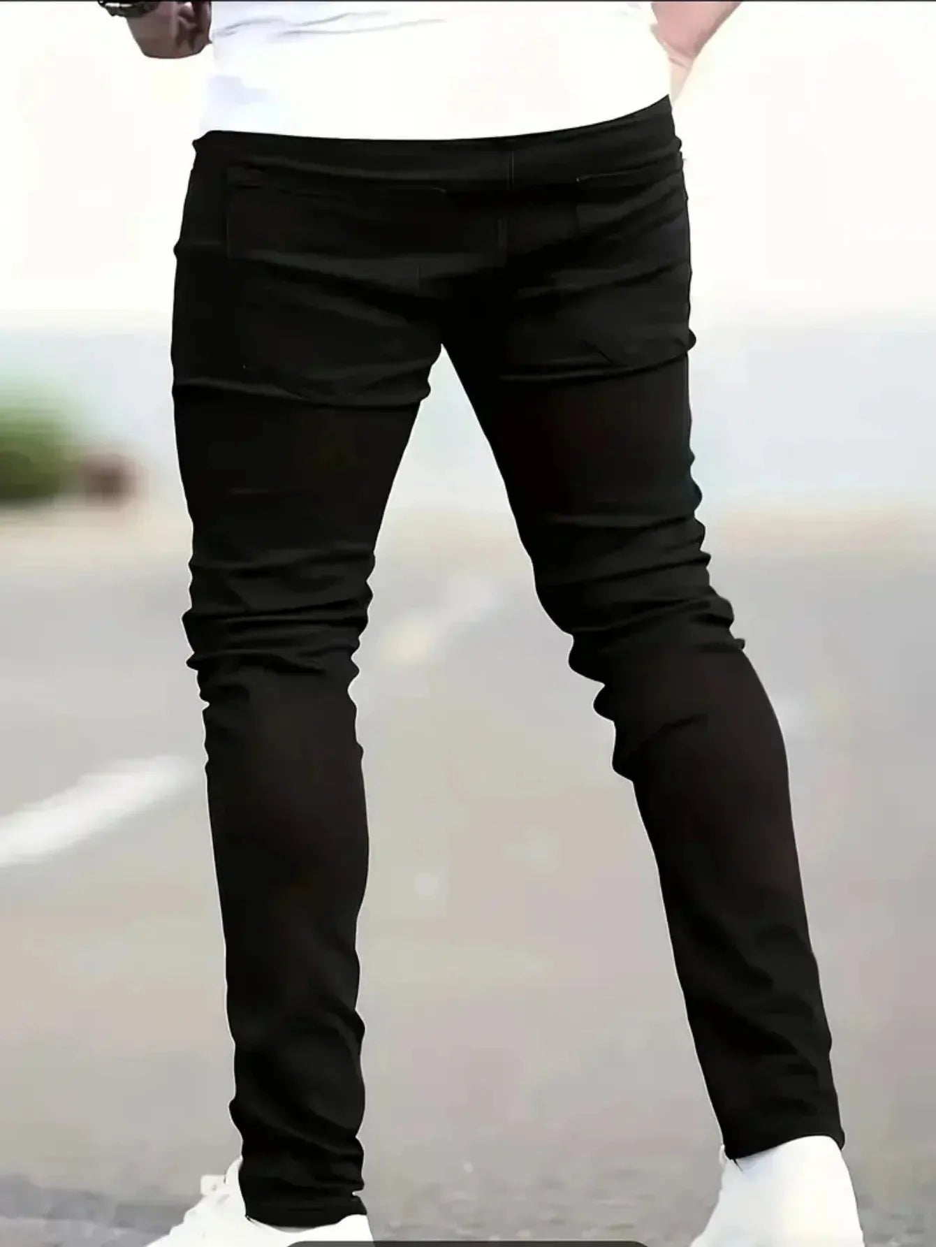Men Slim Fit Jeans with Black Denim and Reinforced Seams