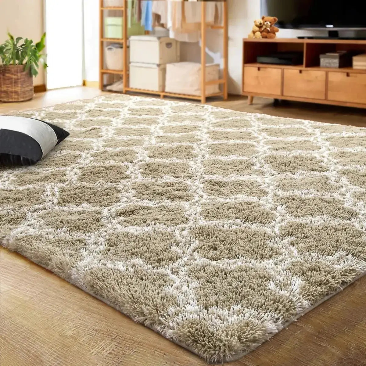 Large shag area rug for bedroom, soft and fluffy, non-slip carpet for living room, nursery, kids or girl's room