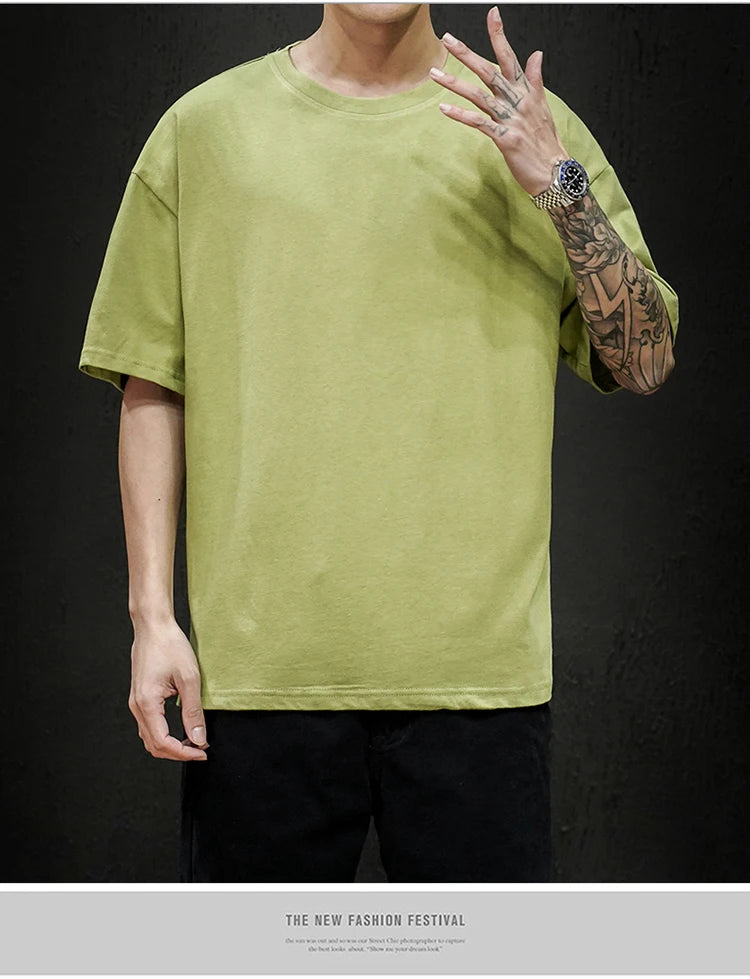 Men's casual green T-shirt with a relaxed fit for daily wear.