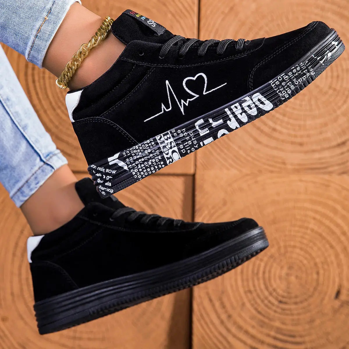 Women’s Heart Design Sneakers | Comfy Lace-Up Platform Shoes for Valentine’s Day & Daily Style