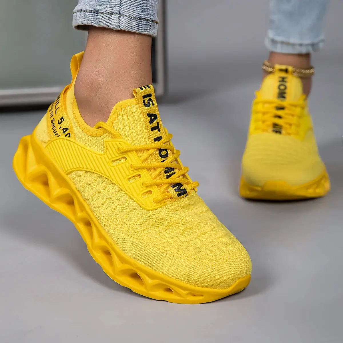 Women’s Walking Sneakers – Lightweight Air-Cushion Tennis Shoes for Comfort & Everyday Casual Style