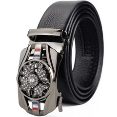 Black belt with sleek rotating buckle