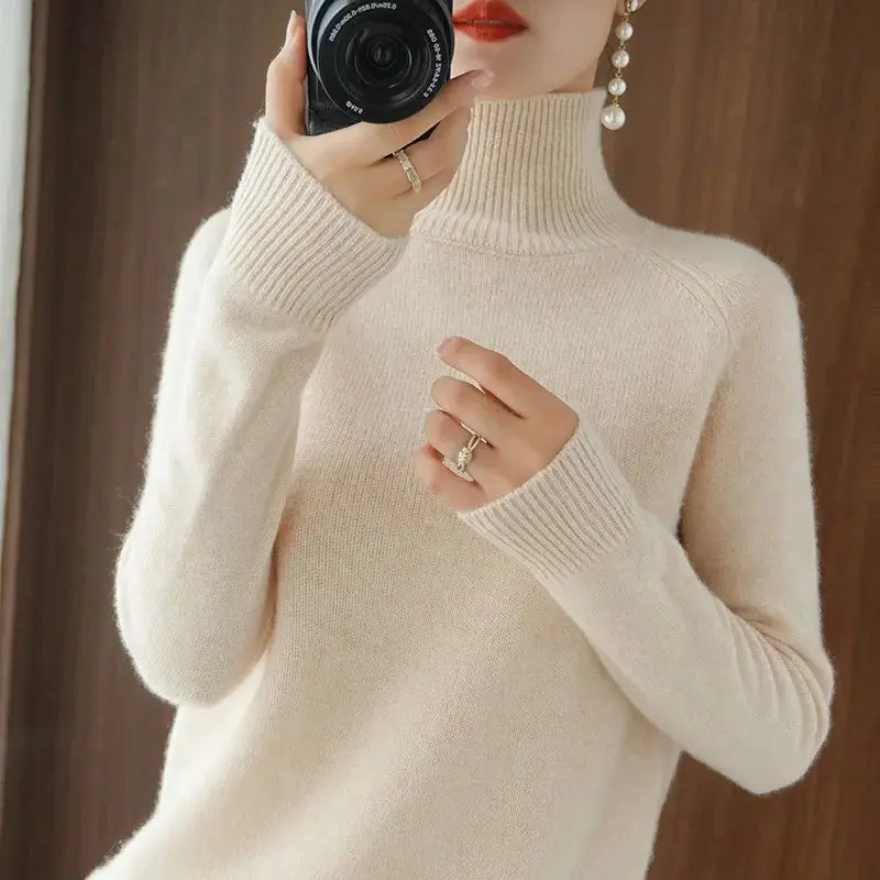 Basic merino wool sweater for autumn and winter - PMMNAPOLES