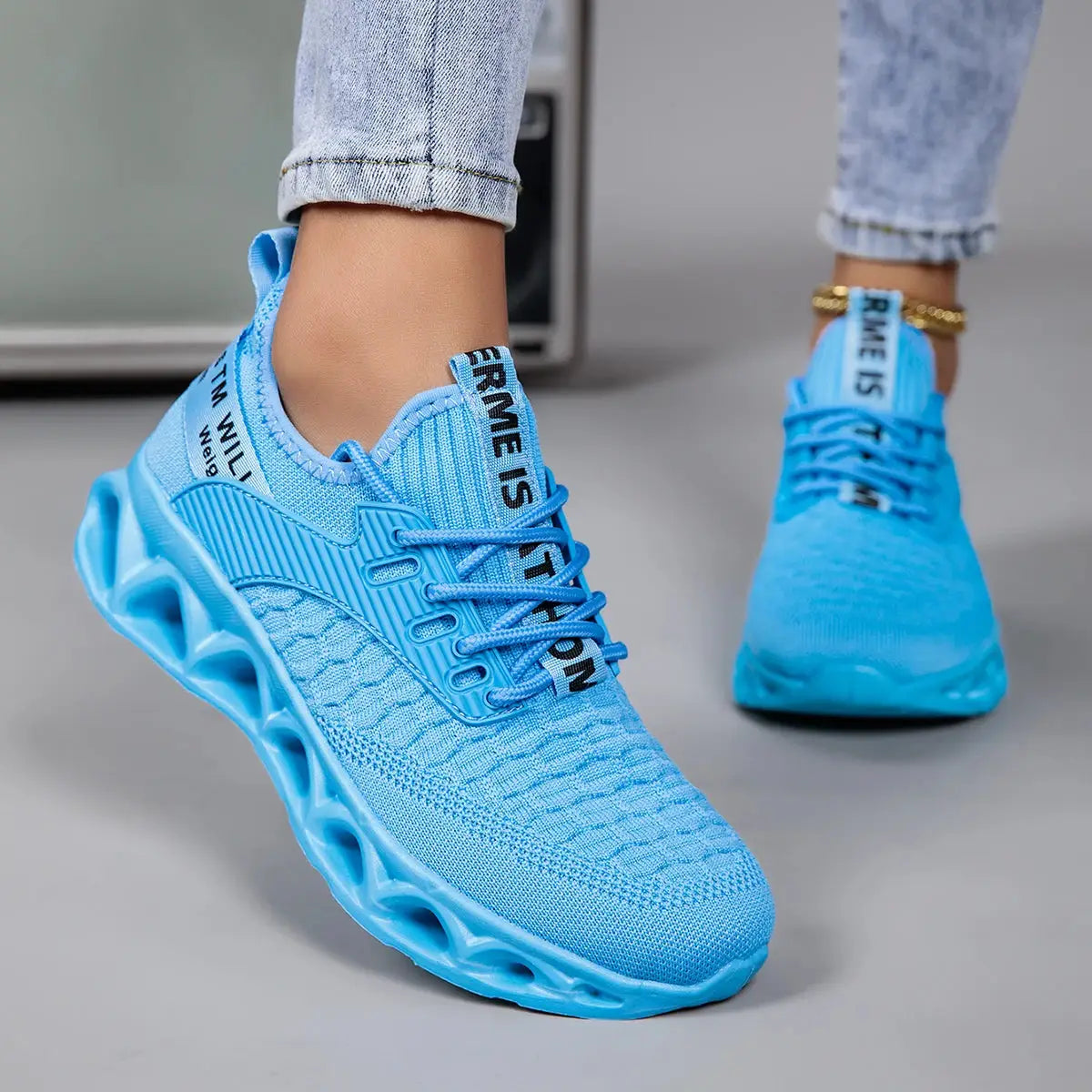 Women’s Walking Sneakers – Lightweight Air-Cushion Tennis Shoes for Comfort & Everyday Casual Style