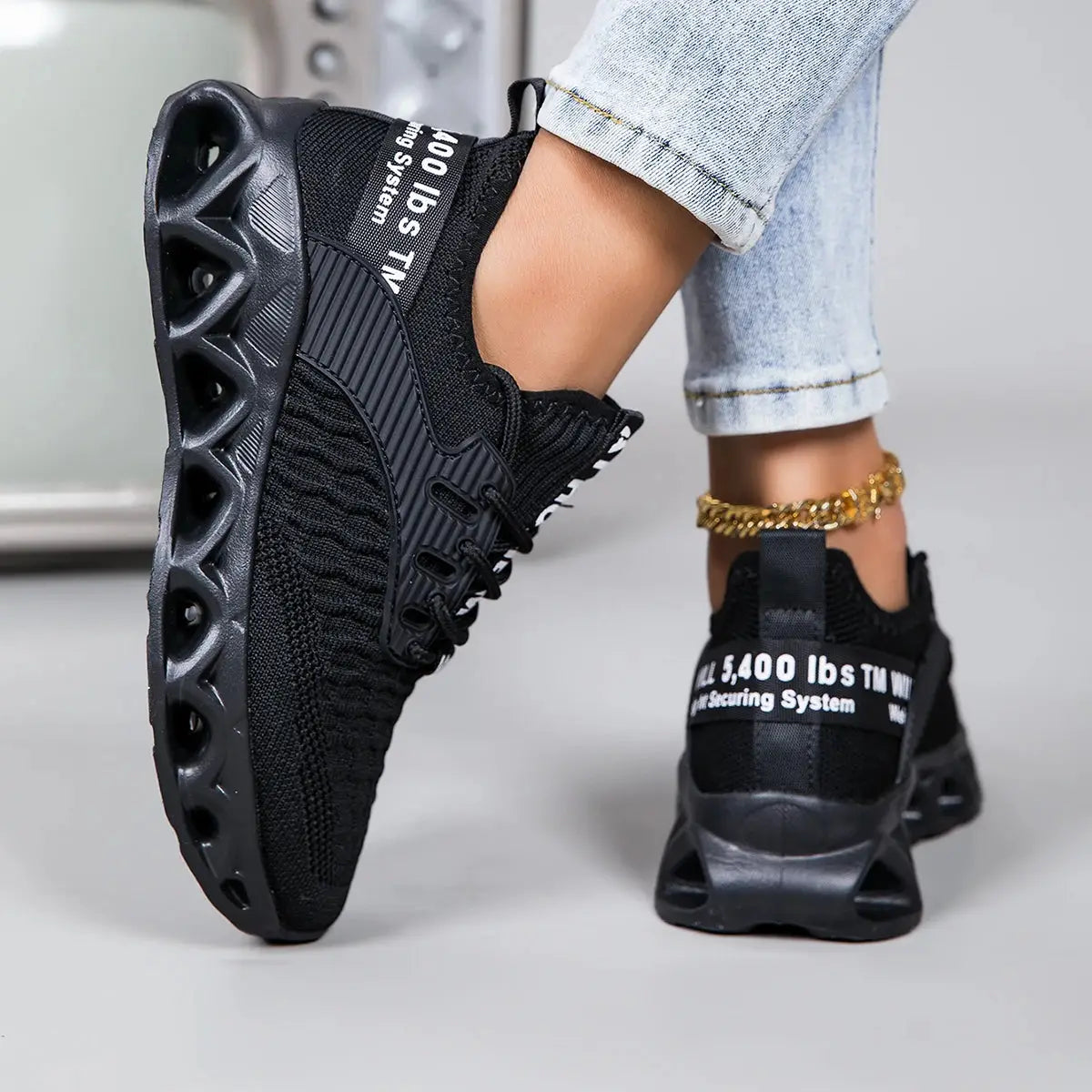 Women’s Lightweight Running Shoes | Breathable Mesh Blade Sneakers for Comfort & Sport