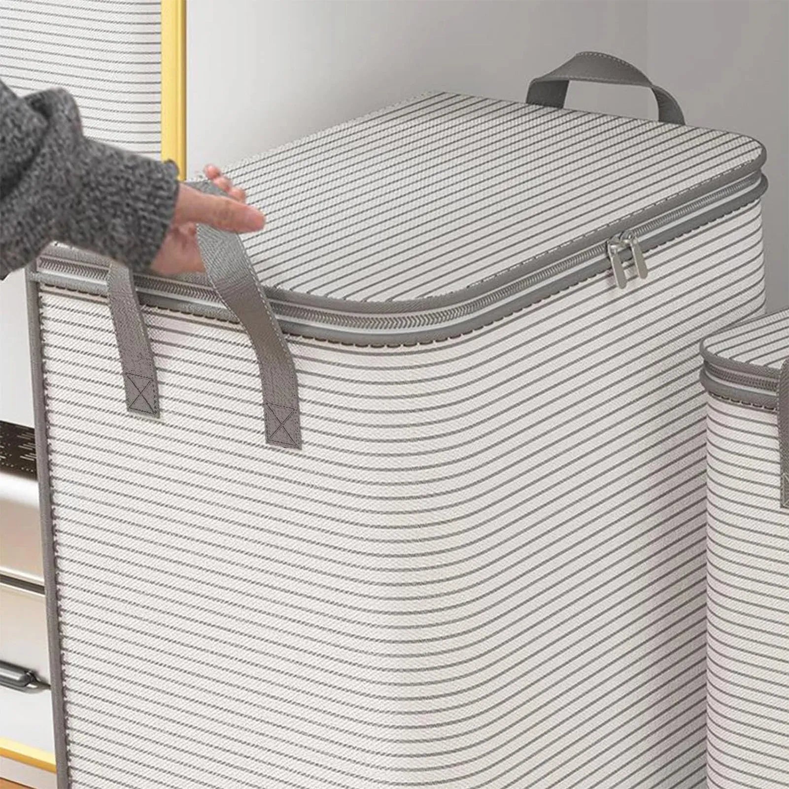 Large Storage Containers with Reinforced Handles