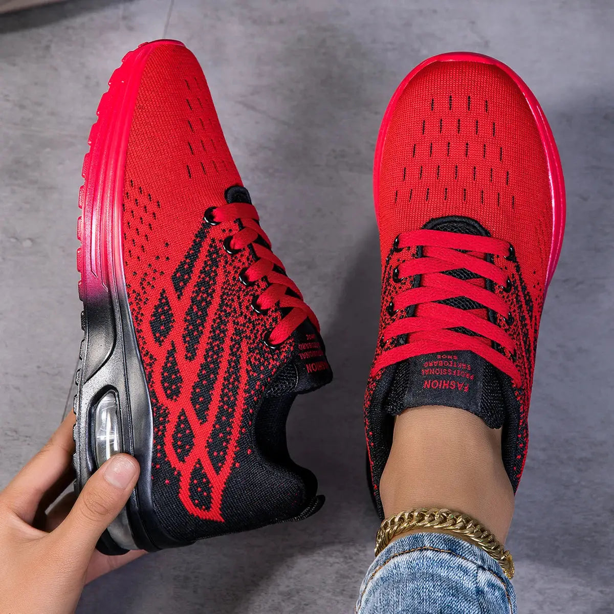 Women's comfortable sneakers, lightweight air sole design, walking sports shoes for daily wear