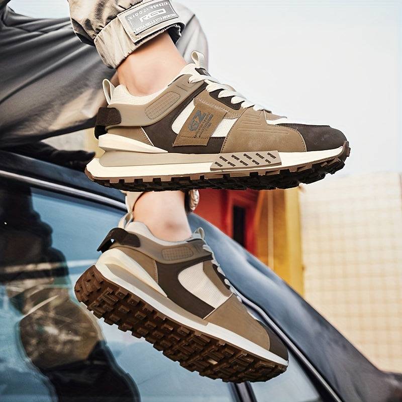 Men’s Casual Sneakers with Vintage Graphic Print, PU Upper & Non-Slip Rubber Sole, Low-Top Lace-Up Shoes for All-Season Wear