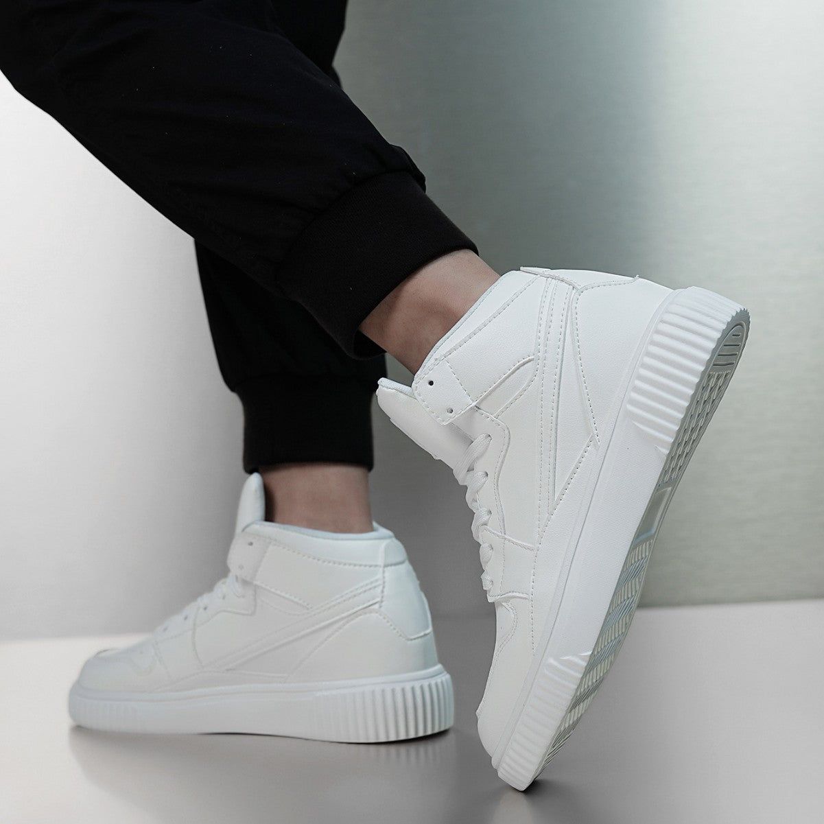 Men’s Casual Microfiber Shoes for Autumn and Winter, Solid White, Round Toe, Versatile Style